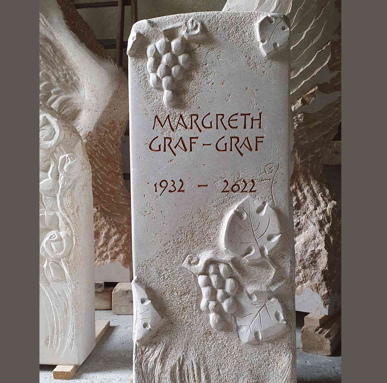 images/grabsteine/blumen/Trauben.jpg#joomlaImage://local-images/grabsteine/blumen/Trauben.jpg?width=1551&height=1536